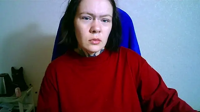 Snapshot of The_ICE_OWL chatting on 10.22.25 The ICE OWL online show from 10.22.25