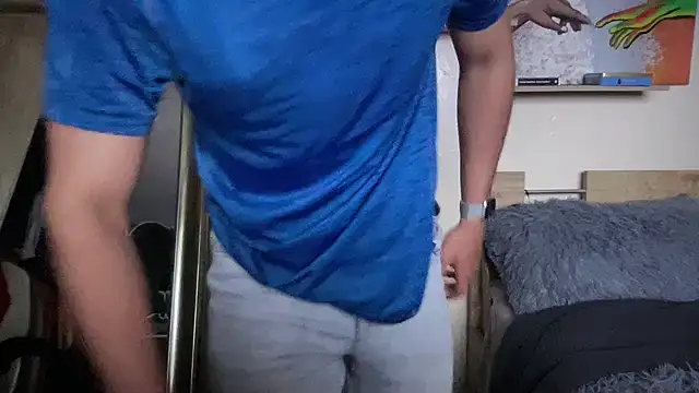 Snapshot of jayrobinson chatting on 10.21.25 jayrobinson online show from 10.21.25