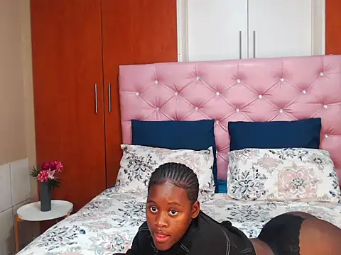 Snapshot of _ThickAss_Slim chatting on 10.24.25  ThickAss Slim online show from 10.24.25