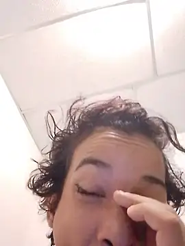 Teressa Love online show from 11.05.25