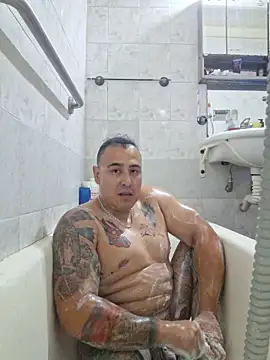 Snapshot of Rueditasss chatting on 01.18.26 Rueditasss online show from 01.18.26