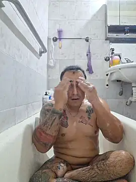 Snapshot of Rueditasss chatting on 02.13.26 Rueditasss online show from 02.13.26