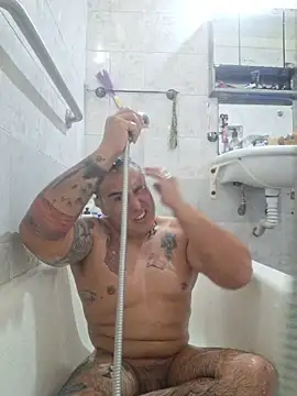 Snapshot of Rueditasss chatting on 02.20.26 Rueditasss online show from 02.20.26