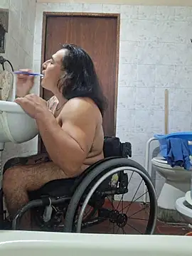 Snapshot of Rueditasss chatting on 02.22.26 Rueditasss online show from 02.22.26