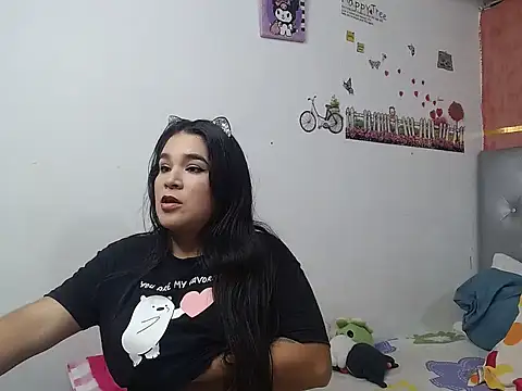 camilahot10 online show from 10.15.25