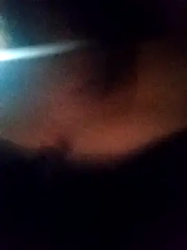 Snapshot of Lonababy68 chatting on 10.18.25 Lonababy68 online show from 10.18.25