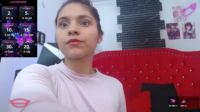 Snapshot of emma_lenox chatting on 10.17.25 emma lenox online show from 10.17.25