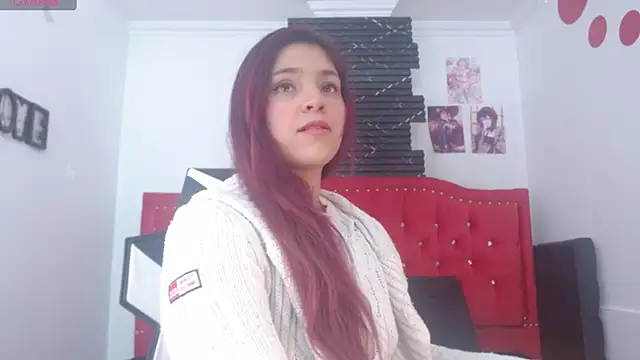 Snapshot of emma_lenox chatting on 10.24.25 emma lenox online show from 10.24.25