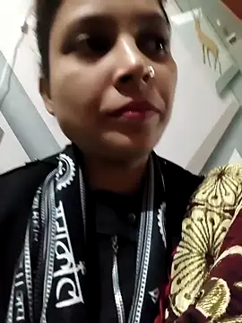 Anshika1431 online show from 12.04.25