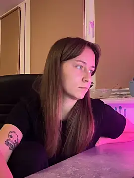 SinfulDream online show from 10.18.25