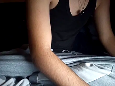 esmermoon online show from 03.07.26