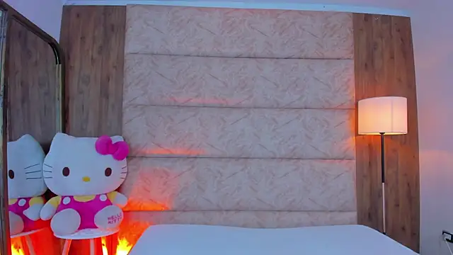 Antonella Russo1 online show from 12.04.25