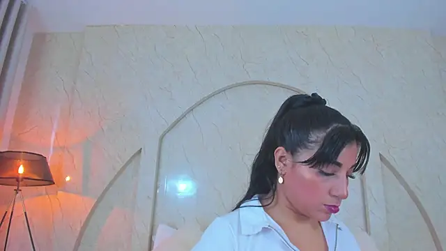 Antonella Russo1 online show from 12.20.25