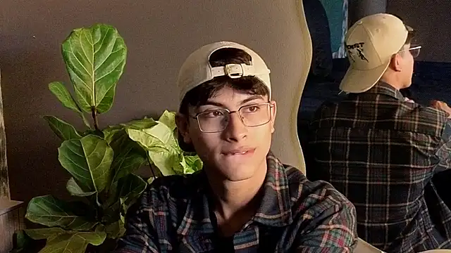 Aaron Eze online show from 11.23.25