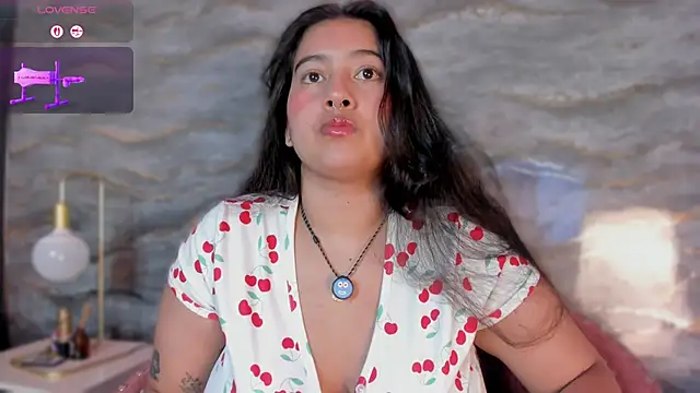 lilithst  online show from 11.24.25