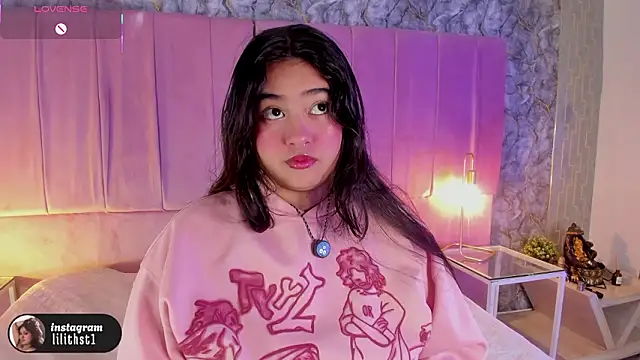 lilithst  online show from 02.06.26