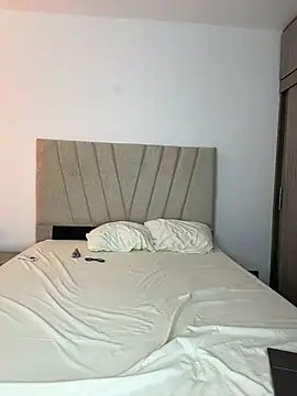 Julietalcl online show from 02.23.26