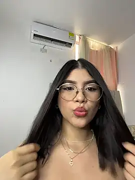 Julietalcl online show from 04.29.26