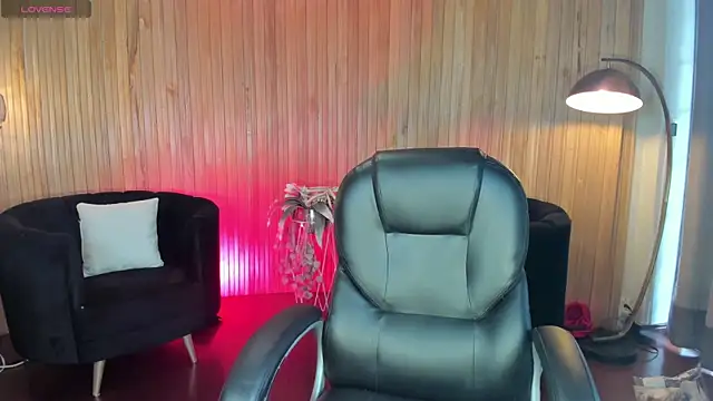 Snapshot of CelesteMoonX chatting on 06.30.26 CelesteMoonX online show from 06.30.26