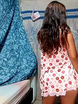 Snapshot of _sexylove chatting on 10.19.25  sexylove online show from 10.19.25