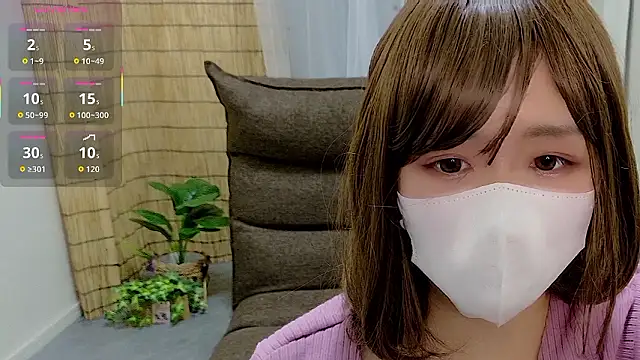 Snapshot of Konomi_zaurusu chatting on 10.24.25 Konomi zaurusu online show from 10.24.25