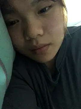 Snapshot of Jooahn003 chatting on 10.27.25 Jooahn003 online show from 10.27.25