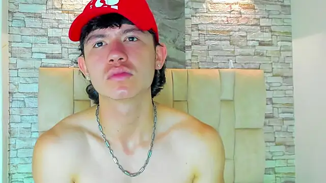 Owenn 17 online show from 10.17.25