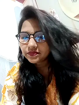 Snapshot of Vanshika1432 chatting on 10.21.25 Vanshika1432 online show from 10.21.25