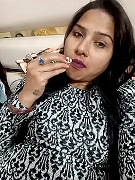 Vanshika1432 online show from 11.17.25