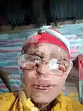 Snapshot of nui-show chatting on 10.22.25 nui-show online show from 10.22.25