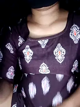 Snapshot of shanthibujji chatting on 10.23.25 shanthibujji online show from 10.23.25