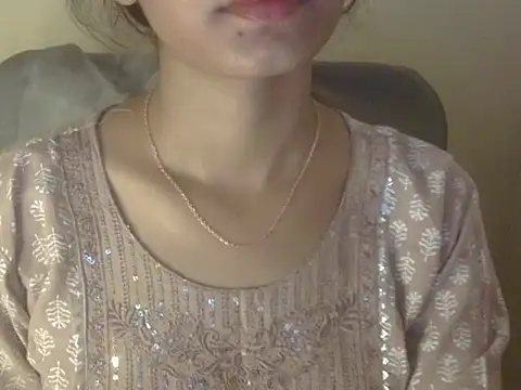 Shezi N online show from 04.12.26