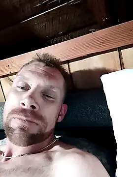 Snapshot of RyderKnoxin chatting on 10.17.25 RyderKnoxin online show from 10.17.25