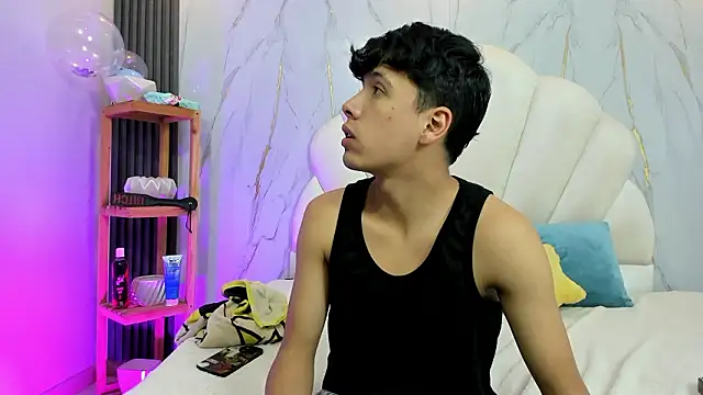 hoot booys  online show from 03.13.26