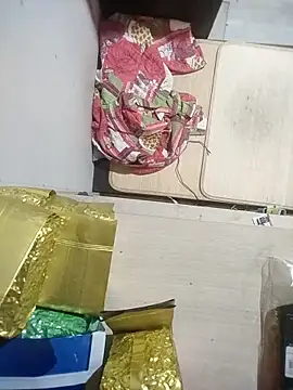 Snapshot of boy15cm1 chatting on 10.21.25 boy15cm1 online show from 10.21.25