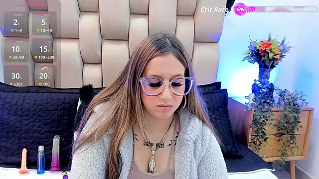 Snapshot of Zoebecker chatting on 10.17.25 Zoebecker online show from 10.17.25