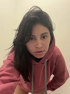 RollinGirl  online show from 10.20.25