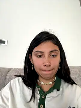 RollinGirl  online show from 10.23.25