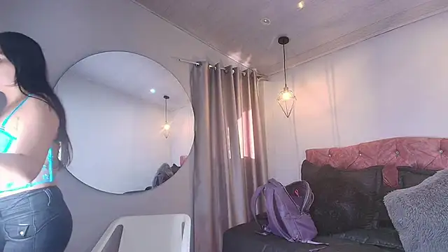 ivy bonnie online show from 11.29.25