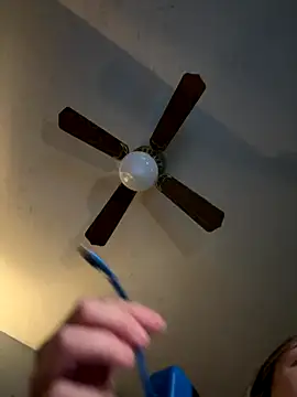 Snapshot of 27andtempting_ chatting on 10.22.25 27andtempting  online show from 10.22.25