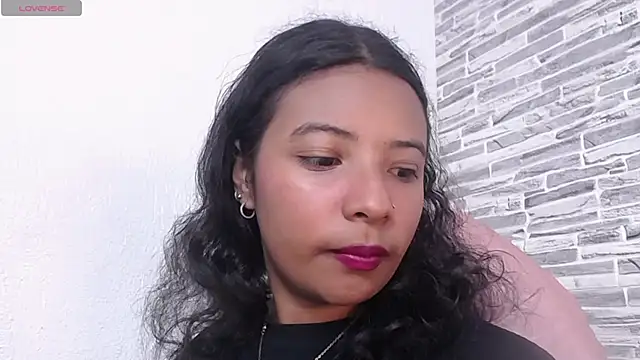 Snapshot of Zoe_Rider chatting on 10.24.25 Zoe Rider online show from 10.24.25