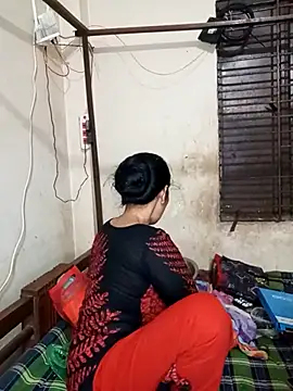 Disha Nur online show from 10.29.25