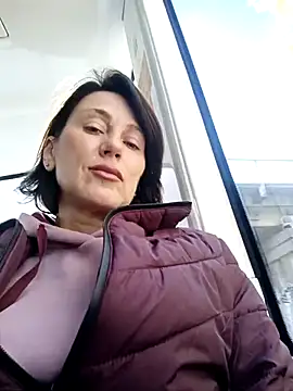 Luna 7777 online show from 10.31.25