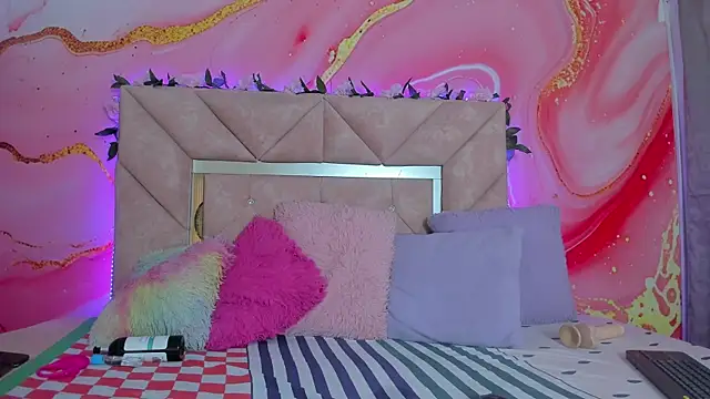 mia  blaze   online show from 11.07.25