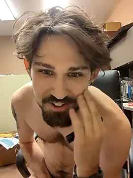 Snapshot of countrybannanaman chatting on 10.27.25 countrybannanaman online show from 10.27.25