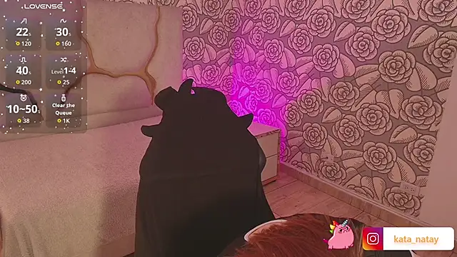 KATANA TAY online show from 12.04.25