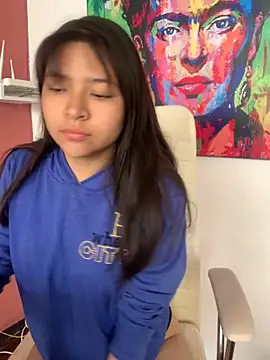 Snapshot of LeahParker_Pink chatting on 10.20.25 LeahParker Pink online show from 10.20.25