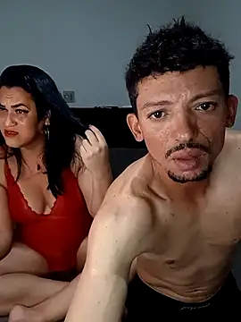 Snapshot of Cristinaluxy chatting on 10.28.25 Cristinaluxy online show from 10.28.25