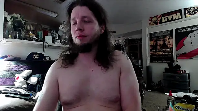 biggerisbetter12 online show from 10.29.25