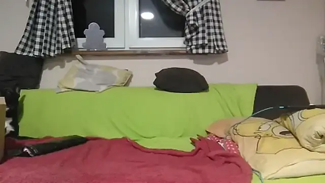 Snapshot of noni1111Journey chatting on 11.30.25 noni1111Journey online show from 11.30.25